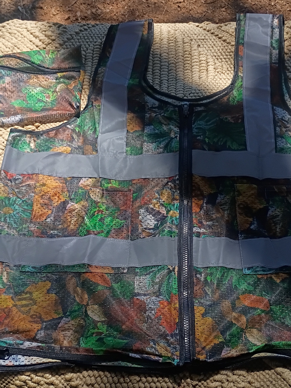 Camouflage Vest With Bag